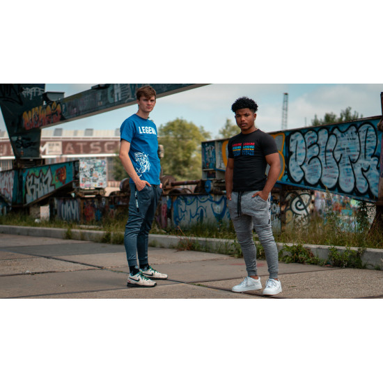 t-shirt zwart Legend regenboog - Maat: XS